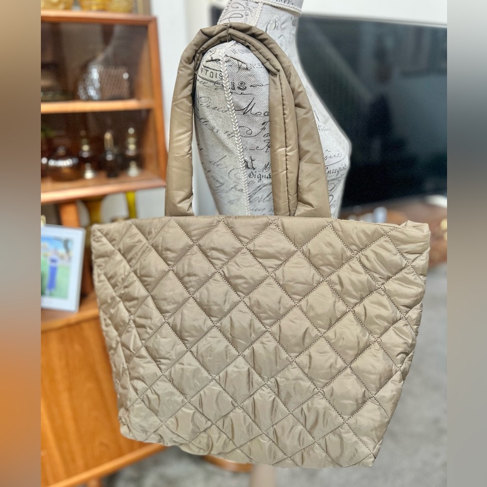 H&M Quilted Beige Tote Bag